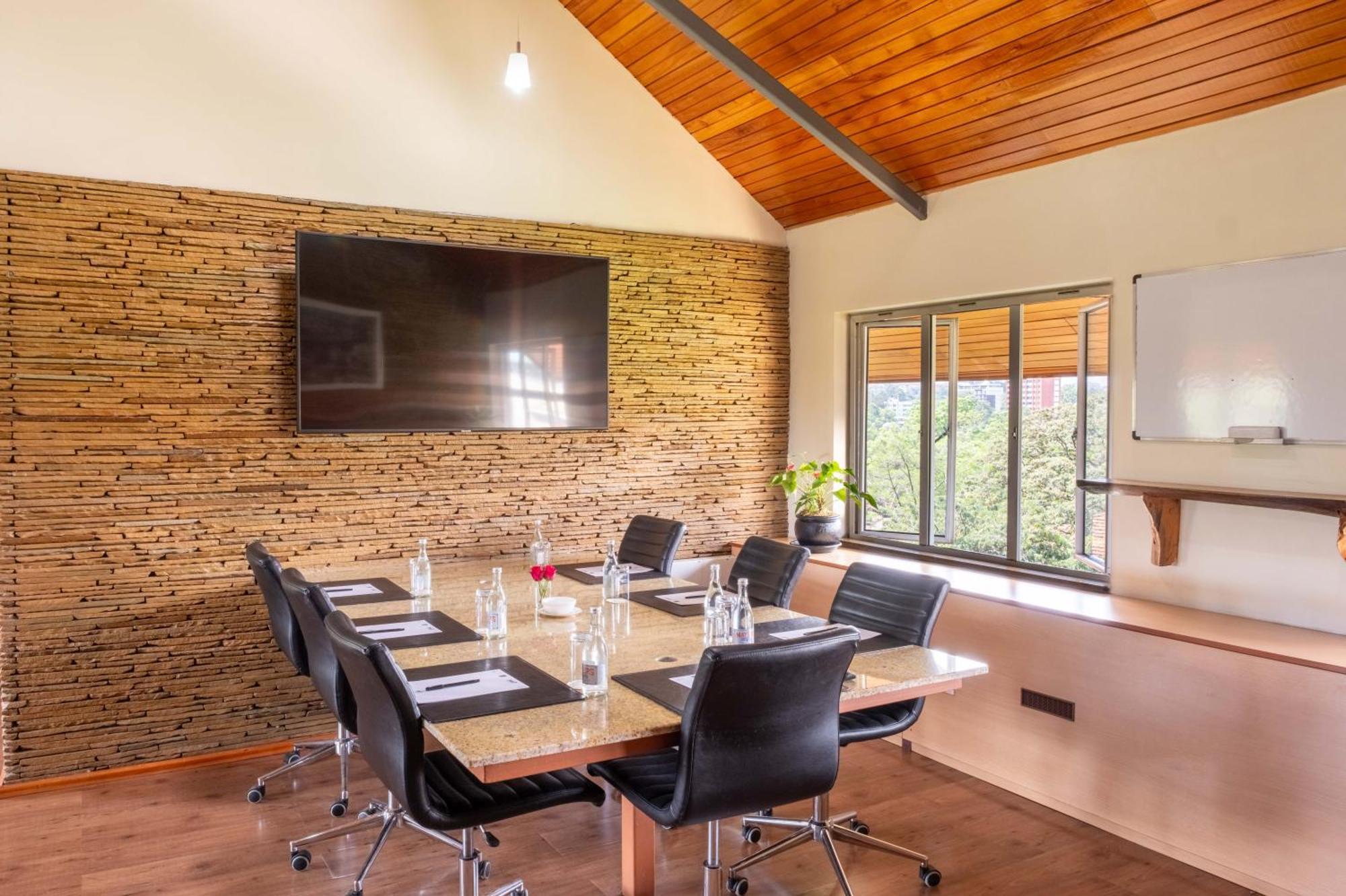 Best Western Nairobi Upper Hill Екстер'єр фото